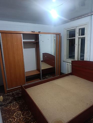 Үйлөрдү ижарага берүү: Срочно сдается частный дом, 3 спальни 1 большой зал с одним сан узлом — 9