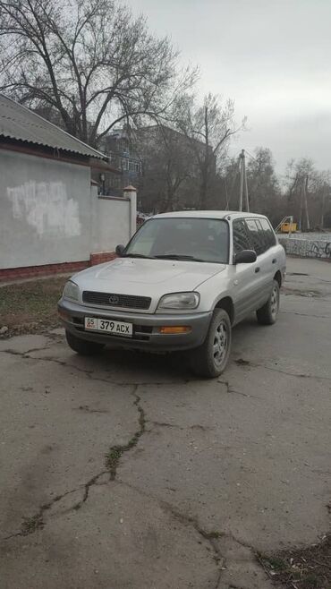 Toyota: Toyota RAV4: 1997 г., 2 л, Автомат, Бензин