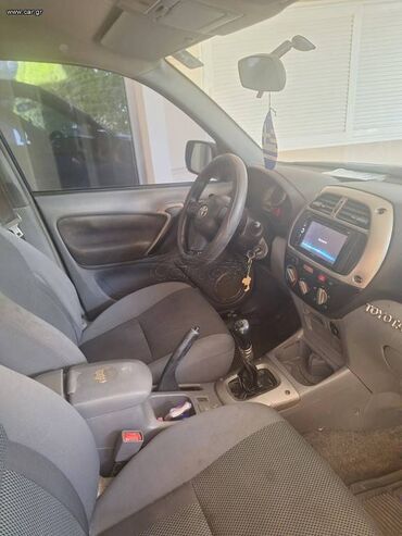 Toyota: Toyota RAV4: 2 l. | 2005 έ. SUV/4x4 — 2