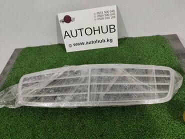 cl class: Решетка на капот Mercedes-Benz C-CLASS W203 M112 2.6 2002 (б/у)