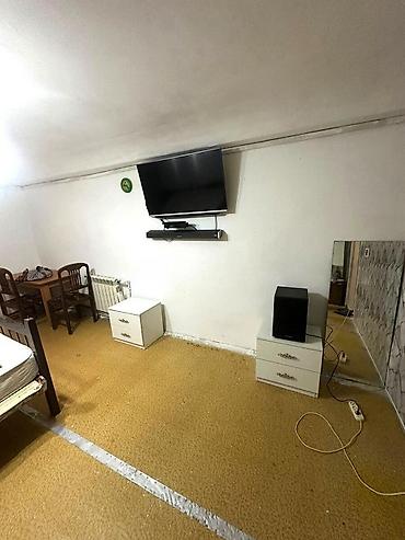 kirayə evlar: İcarəyə verilir 1 otaqlı köhnə tikili 42 m², Qara Qarayev m. 399 — 2