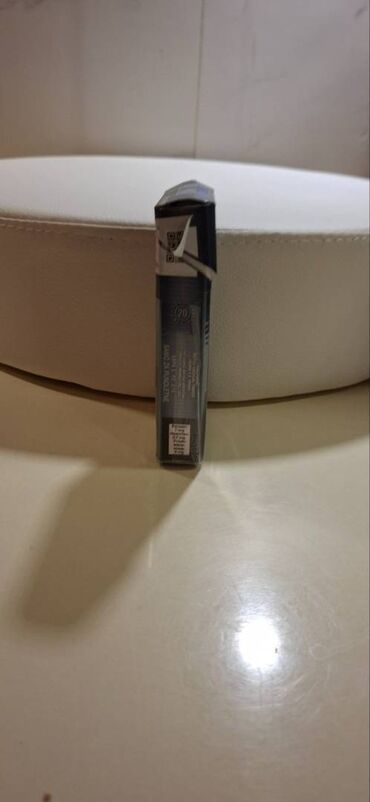 Stolice: Barska/kozmetička stolica na točkiće – okruglo sedište - Okruglo — 5