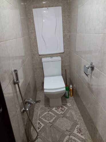 Uzunmüddətli kirayə mənzillər: Nəsimi rayonu, Həsən Əliyev küçəsində olan, 9 mərtəbəli binanın 1-ci — 8