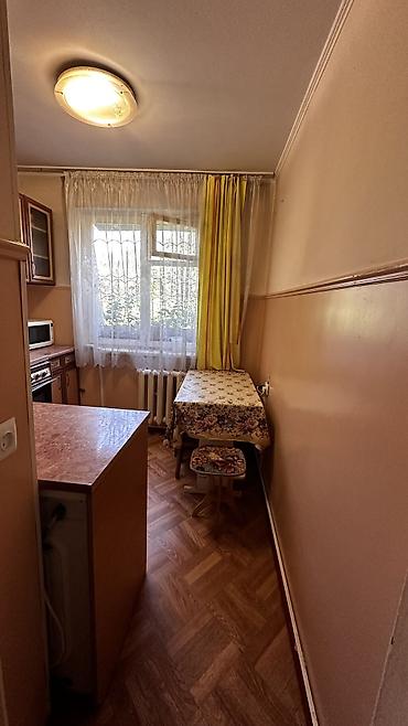 шакир: 3 комнаты, 58 м², Ата-Тюрк парк 104 серия, 1 этаж, Старый ремонт — 10