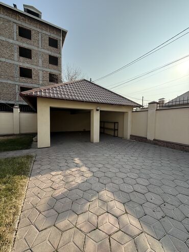 Долгосрочная аренда домов: 180 м², 8 комнат, Амбарная, Бассейн, Бронированные двери — 6