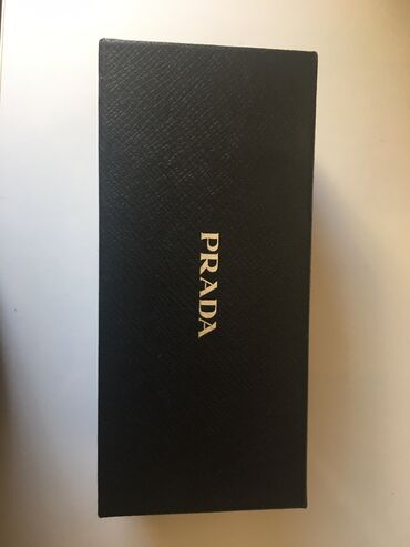 prada eynek: Prada eynek ocki yenidi turkandan alinib Karobkasi eyneyin saxlama