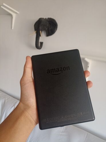 электронный чысы: Электрондук китеп, Amazon, Колдонулган, 8" - 9", Bluetooth, түсү - Кара
