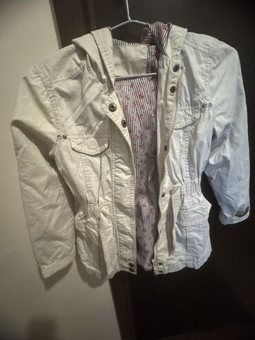 дождевик купить в баку: Qadın üçün açıq bej rəngli yüngül parka/kurtka - Klassik bej ton, mat