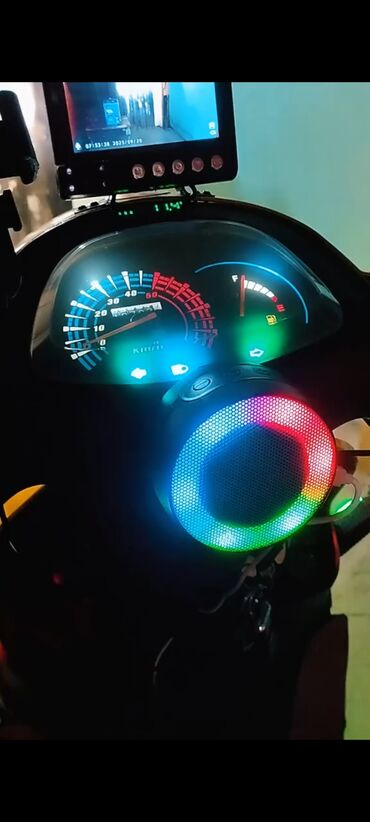 Mopedlər,skuterlər: @Mirzə.Həmidov:1.400 AZN 2 kaska blutuznan olan gaz trosu tormuz trosu — 6