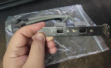 dtf printer: Задняя панель 2 разъёма FireWire порта для подключения к материнской — 1