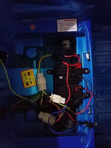 Uşaq üçün elektrik maşınları: Uşaq üçün elektrikli minik maşını – mavi rəngdə, sport kupe dizaynı — 1