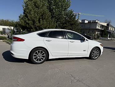 rolls royce phantom: Ford Fusion: 2016 г., 2 л, Автомат, Гибрид, Седан — 2