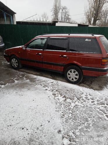 Volkswagen: Volkswagen Passat: 1992 г., 1.8 л, Механика, Бензин, Универсал