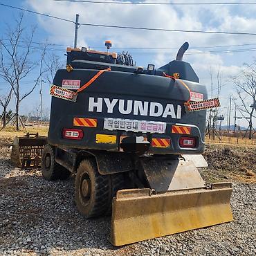 Экскаваторы: Экскаватор, Hyundai, 2021 г., Колесный — 2