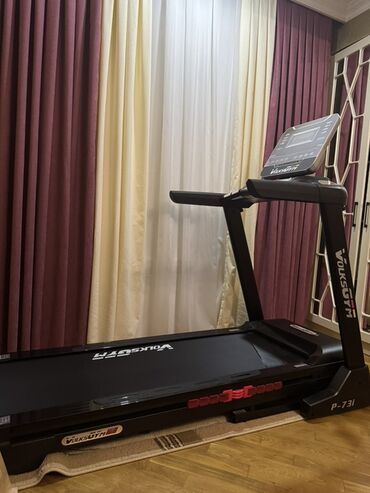 Nərdlər: Yeni kimidir 2 3 ay evvel alinib ve cox az ustunde yerilib. Model-