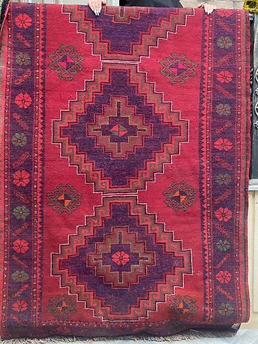 xonca kiraye: Xalça – əl toxuması, yundan - Material: təbii yun sap - Toxuma növü — 2