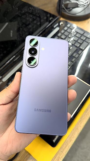 Samsung: Samsung B520, Б/у, 512 ГБ, 2 SIM — 4