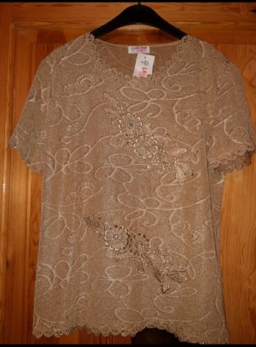 Baş geyimləri: Werf tezedi uzundu ve enli.Hem qara hem de tund goy reni var Krem — 4