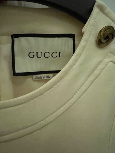 cudo geyimleri: Gucci brandidir xaricdən alınıb 1dəfə geyilib Ölçü S dir Alınıb 500$