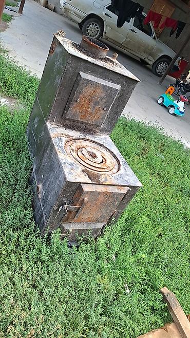 шкаф доя вещей: Печь-буржуйка из толстой стали с варочной поверхностью - Топка с — 1