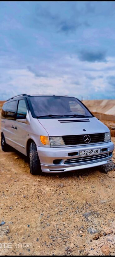 Mercedes-Benz: Mercedes-Benz Vito: 2.2 l | 2001 il Van/Minivan — 4