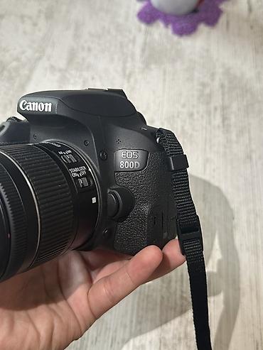canon 60: Canon EOS 800D DSLR fotoaparat + 18-55mm Canon zoom obyektiv Teze — 2