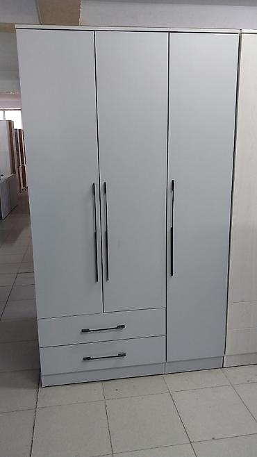 Шифоньеры, шкафы для одежды: Трёхдверный шкаф-/распашной для одежды - Габариты: ориентировочно — 8