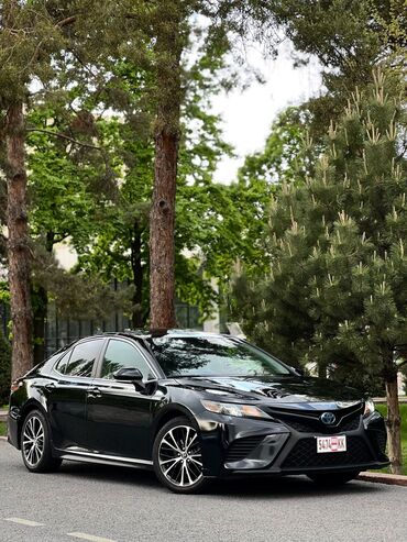фолсваген транспортер: Toyota Camry: 2019 г., 2.5 л, Автомат, Гибрид, Седан
