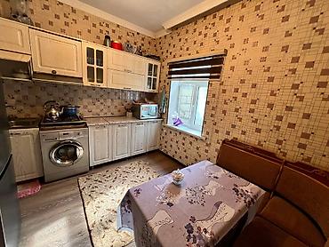 ağdaşda satilan evler: Binəqədi qəs. 2 otaqlı, 75 kv. m — 2