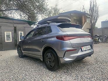 BYD: BYD E2: 2024 г., Электромобиль, Хэтчбэк — 10