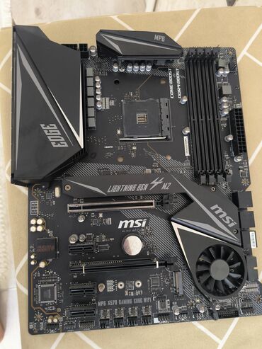 ssd yaddaş: Материнская плата MSI MSi X570 Б/у