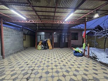 Продажа коттеджей и домов: Продаю дом с продуманной планировкой и качественной отделкой. - — 8