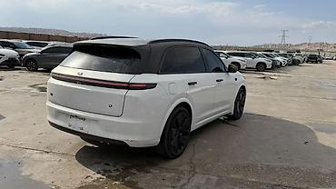 lynk ko: Lixiang L7: 2023 г., 1.5 л, Автомат, Электромобиль, Кроссовер — 6