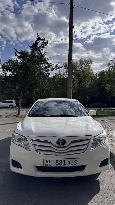 Toyota: Toyota Camry: 2010 г., 2.5 л, Автомат, Бензин, Седан — 2