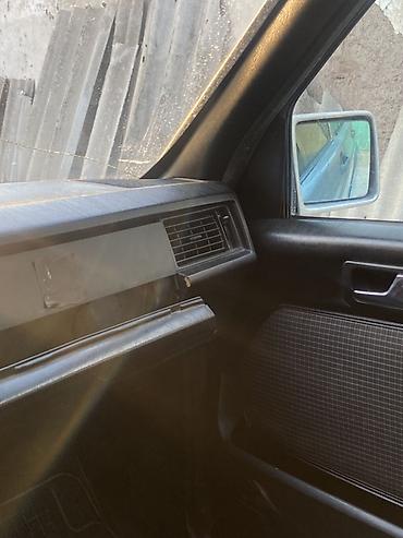 e klass: Mercedes-Benz 190: 1998 г., Седан — 4