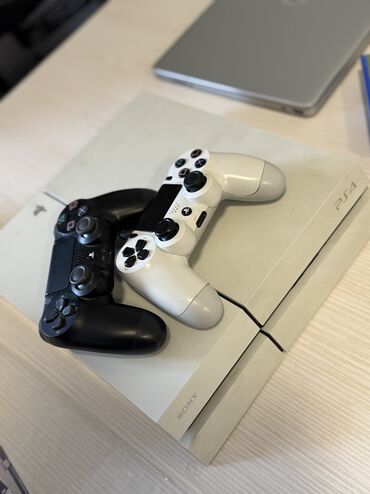сколько стоит playstation 4 в азербайджане: PS4 slim 500 gb.ideal vəziyyətdə