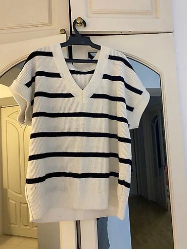 Другая женская одежда: Разгрузка гардероба 
Все вещи по 200-400 сом — 23