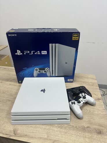 PS5 (Sony PlayStation 5): Продаю Sony PlayStation 4 про, 1000 гб. 3 ревизия. Приставка