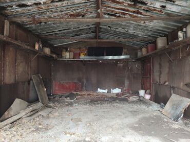 Kirayə qaraj: 25 kv. m, 4 * 6 * 2 Metal Kommunal xətlər qoşulmayıb — 9