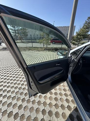 Honda: Honda Stream: 2004 г., 2 л, Автомат, Бензин, Минивэн — 8