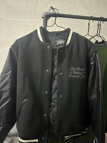 Верхняя одежда: Бомбер/варсити ZARA, черный - Бренд: ZARA(оригинал) - Размер по — 1