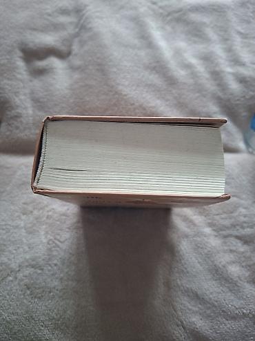 Художественная литература: Большая грудь, широкий зад 18+

Kitab yarı qiymətə, əla vəziyyətdə — 3