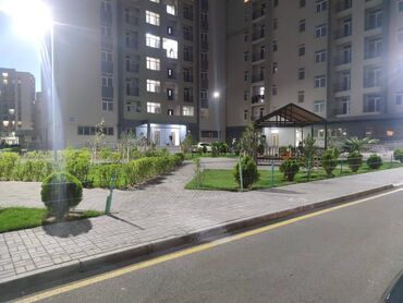 Uzunmüddətli kirayə mənzillər: Yasamalda midada 9 mertebeli binanın 1-ci mərtəbəsində yerləşən ümumi — 5