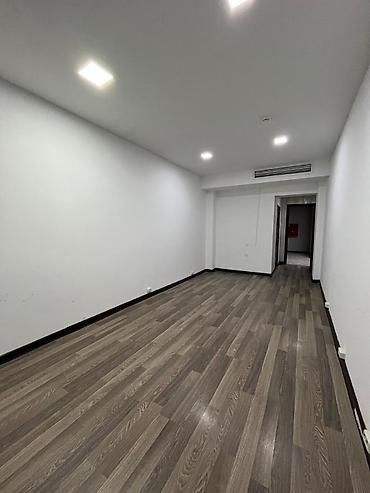 rayon: Nəsimi rayonunda Xarici Dillər Universitetinin yanında 28 May — 2
