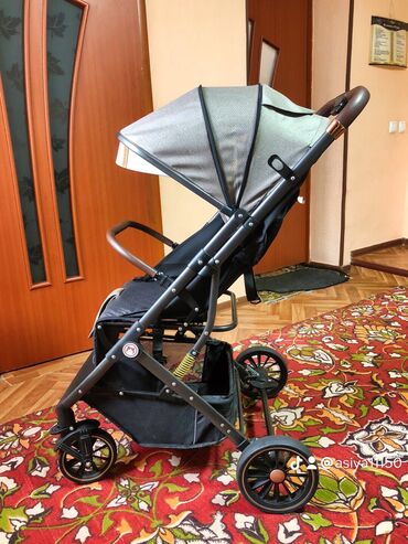 ining baby коляска прогулочная: Коляска, цвет - Коричневый, Новый