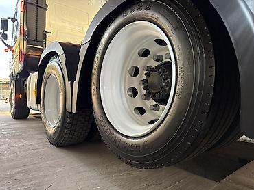 круглый: Тягач, Volvo, 2019 г., Без прицепа — 7