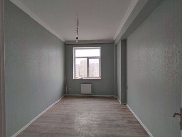 Uzunmüddətli kirayə mənzillər: Mida kompleksində ailəyə təmirli boş mənzil kirayə verilir. Mətbəx — 9