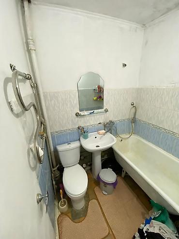 Батирлер: 2 бөлмө, 42 м², 3-мкр 104-серия, 4 кабат, Косметикалык оңдоо — 6