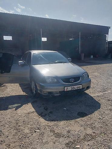тайота авенсиси: Toyota Avensis: 2002 г., 1.9 л, Механика, Дизель, Хэтчбэк — 5