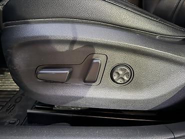 300 000: Hyundai Sonata: 2017 г., 2 л, Газ — 9
